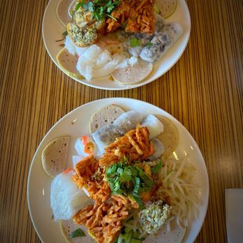 Banh Cuon Tay Ho - Banh cuon dac biet - Vietnamese Near Me - Westminster, California