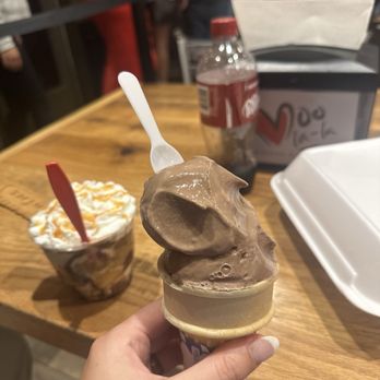 Moo La La - Chocolate ice cream - Desserts Near Me - Miramar Beach, Florida Moo La La - Chocolate ice cream - Desserts Near Me - Miramar Beach, Florida