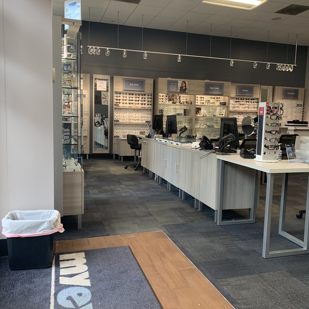 MyEyeDr - Inside the store - Optometrists Near Me - Ashburn, Virginia