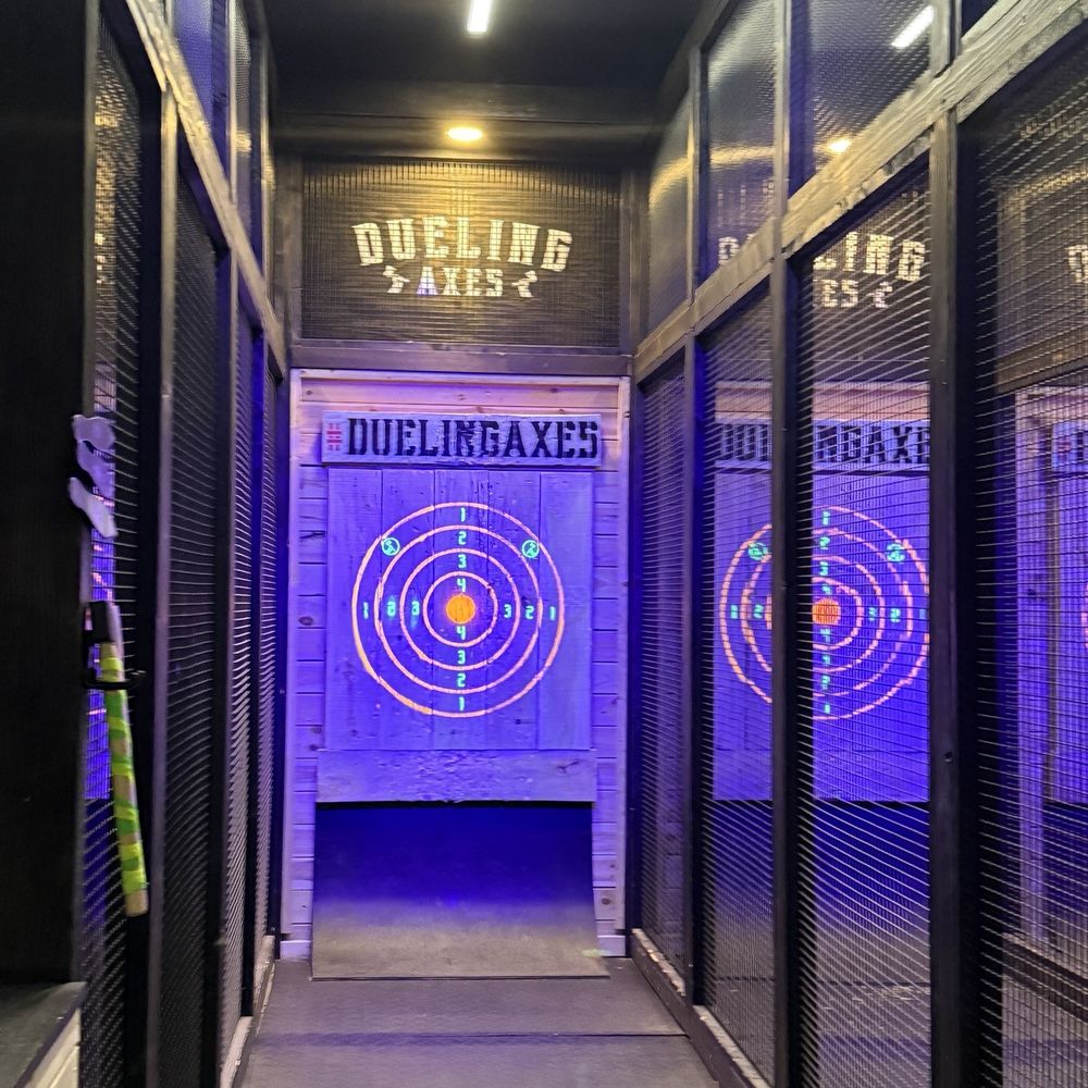 Dueling Axes - Axe Throwing Near Me - Grove City, Ohio