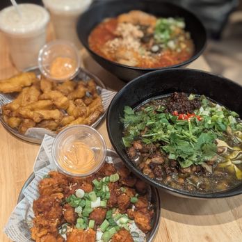 Lala Spicy Lab - Chinese Near Me - Toronto, Ontario