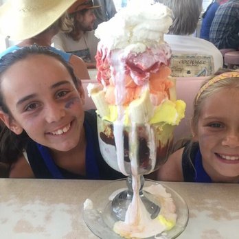 Superior Dairy - Ice Cream & Frozen Yogurt Near Me - Hanford, California