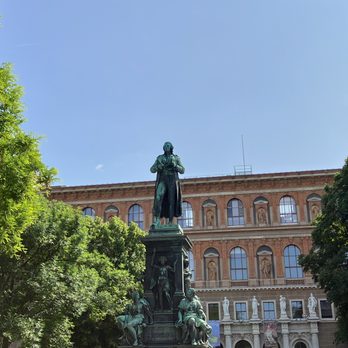 Schillerdenkmal - Friedrich-Schiller-Denkmal - Landmarks & Historical Buildings Near Me - Vienna, 9