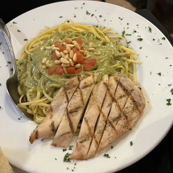 Sweet Basil Bistro - Linguine with pesto and chicken - Italian Near Me - Big Bear Lake, California Sweet Basil Bistro - Linguine with pesto and chicken - Italian Near Me - Big Bear Lake, California