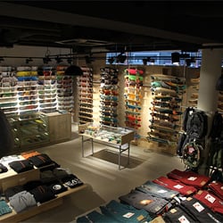 Titus Store