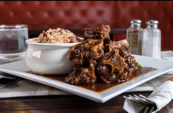 Breezes Island Grill Restaurant & Lounge by null