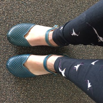 The Shoe Tree - 35% off, Labor Day special! - Shoe Stores Near Me - Pismo Beach, California The Shoe Tree - 35% off, Labor Day special! - Shoe Stores Near Me - Pismo Beach, California