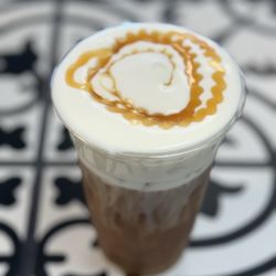Aromas cafe - Ice caramel latte