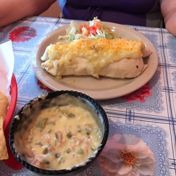 Chili Pepper Cafe - Beef fajita burrito - Tex-Mex Near Me - Terlingua, Texas Chili Pepper Cafe - Beef fajita burrito - Tex-Mex Near Me - Terlingua, Texas