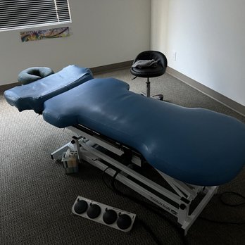 Muscle Rehab - Bed - Massage Therapy Near Me - Santa Ana, California Muscle Rehab - Bed - Massage Therapy Near Me - Santa Ana, California
