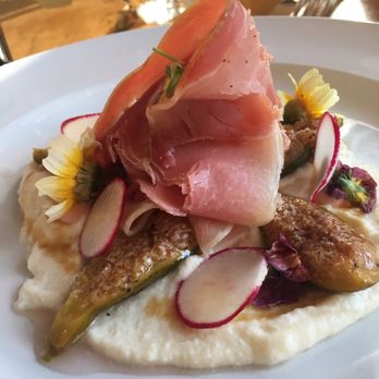 Elements Restaurant - Roasted figs with prosciutto and ricotta purée. Yum. - Breakfast & Brunch Near Me - Vancouver, Washington