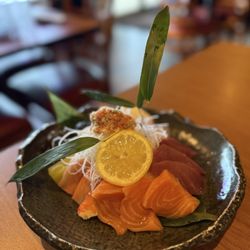 Umai Japanese Restaurant - The Chirashi.