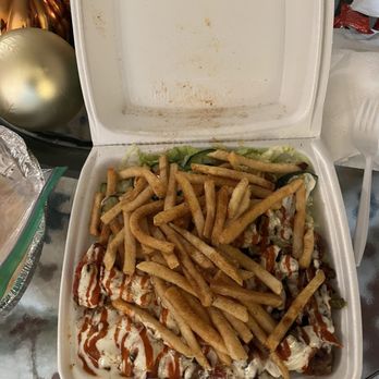 Halal Muncheez - To-go Mixed Chicken and Lamb Rice Platter - Chicken Wings Near Me - Sacramento, California