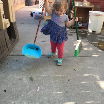 Fairfield Montessori - Teaching children responsibilities and to clean up after they make a mess. Fairfield Montessori makes learning fun - Child Care & Day Care Near Me - Fairfield, California Fairfield Montessori - Teaching children responsibilities and to clean up after they make a mess. Fairfield Montessori makes learning fun - Child Care & Day Care Near Me - Fairfield, California