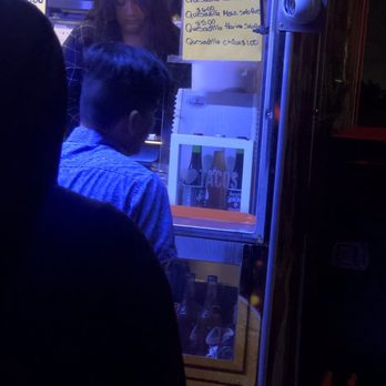 El Volcan - Horrible service that lady was completely rude no manners whatsoever i won't go back unless sis is gone - Food Trucks Near Me - Salinas, California