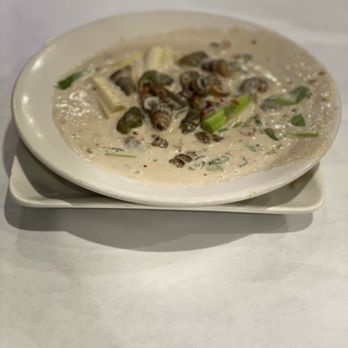 Bien Hen Restaurant - Escargot with coconut milk - Seafood Near Me - Westminster, California