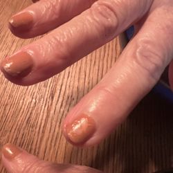De Paris Nails - 30 min after getting nails done...