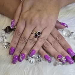 Cellinie Nails & Spa