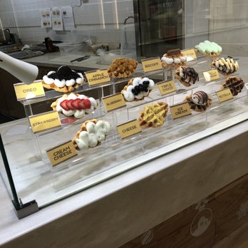 Croffles - Croffle samples on display - Desserts Near Me - Pleasanton, California