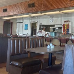 Lucy's Cafe - Interior