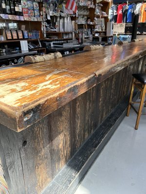 Arthur Avenue Retail Market by null