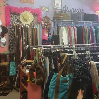 Anna's Attic Consignment Boutique - Boutique Accessories - Accessories Near Me - Hixson, Tennessee Anna's Attic Consignment Boutique - Boutique Accessories - Accessories Near Me - Hixson, Tennessee