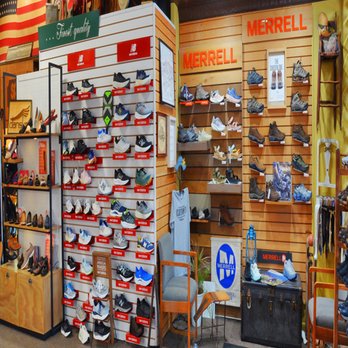 Clayton's - Shoe Stores Near Me - Tullahoma, Tennessee