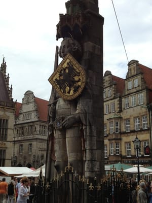 Bremen Roland by null