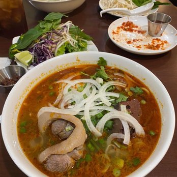 Pho Midway - "Bún bò Huế" - Vietnamese Near Me - Dallas, Texas