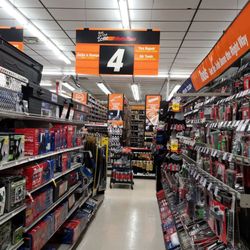Autozone - Aisle 4