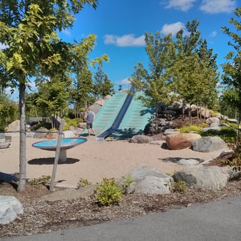 Corktown Common - Playgrounds Near Me - Toronto, Ontario