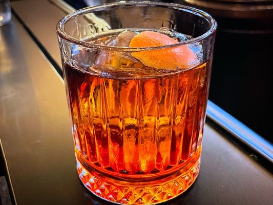 Drift Seafood & Raw Bar by null