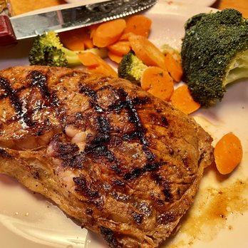 Texas Roadhouse - Steakhouses Near Me - Clermont, Florida