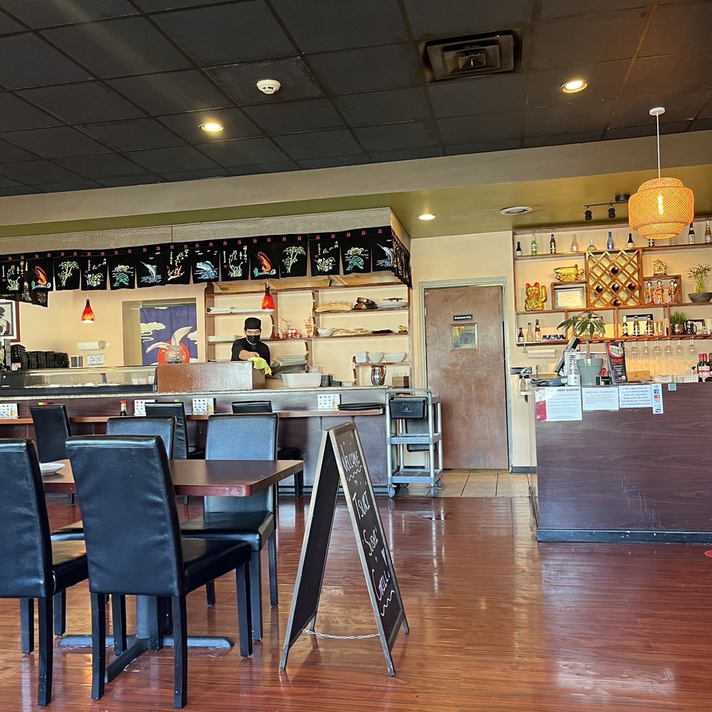 Tsuki Sushi & Grill - Interior of restaurant - Sushi Bars Near Me - Lombard, Illinois Tsuki Sushi & Grill - Interior of restaurant - Sushi Bars Near Me - Lombard, Illinois