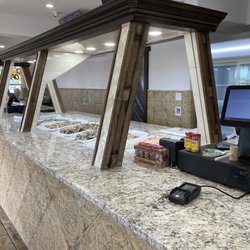 Paul's Seafood Market - Fish Counter