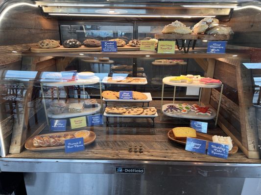 Golly G's Ice Cream by null