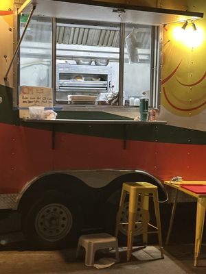 CM Smokehouse by null