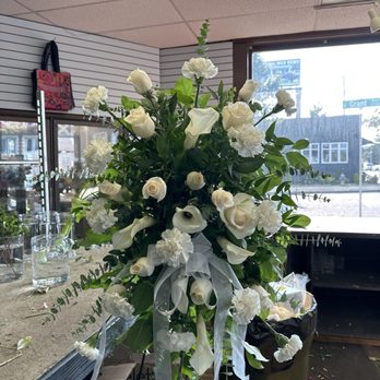 Williams Flower & Gift - Lacey - Florists Near Me - Lacey, Washington Williams Flower & Gift - Lacey - Florists Near Me - Lacey, Washington