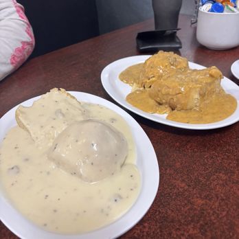 Renae's Cafe - 2 biscuit and gravy . One with chorizo gravy - American Near Me - Bakersfield, California Renae's Cafe - 2 biscuit and gravy . One with chorizo gravy - American Near Me - Bakersfield, California