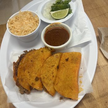 La Union Bakery II - Birria Tacos - Tacos Near Me - Margate, Florida