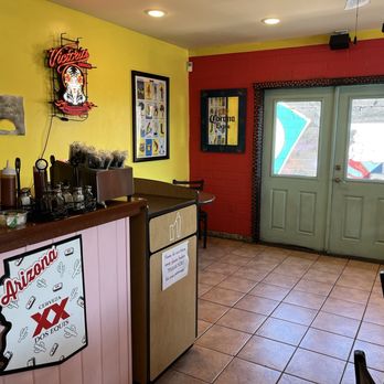PHX Burrito House - Inside - Mexican Near Me - Phoenix, Arizona