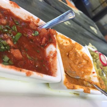 Frida 602 - Sampler has spicy tomato , peanut, and classic verde - Bars Near Me - Covington, Kentucky