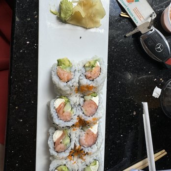 Wasabi Sushi Bar - Philadelphia Roll - Sushi Bars Near Me - Clayton, Missouri