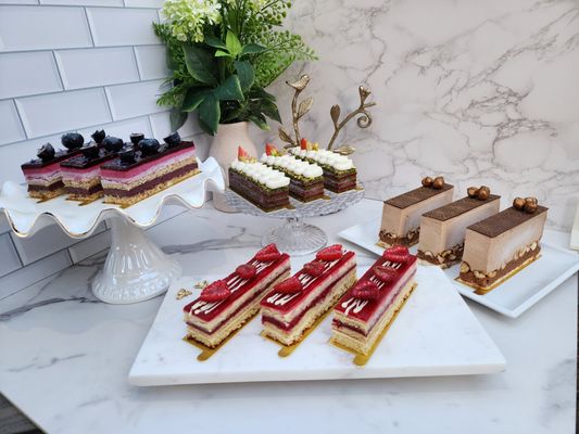 RT Bakery & Cafe by null