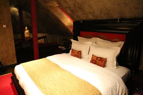 Buddha-Bar Hotel Prague by null