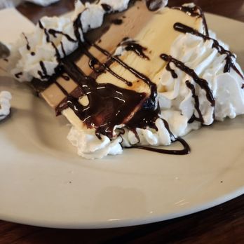 Chart House Waikiki - Famous mud pie! - Steakhouses Near Me - Honolulu, Hawaii