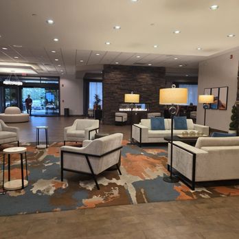 DoubleTree by Hilton Hotel Flagstaff - Hotels Near Me - Flagstaff, Arizona