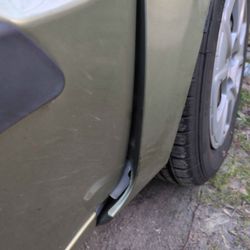 Gerald's Tires and Brakes - They bent my fender.