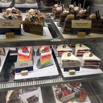 Paris Baguette - Cake slices - Bakeries Near Me - Novi, Michigan Paris Baguette - Cake slices - Bakeries Near Me - Novi, Michigan