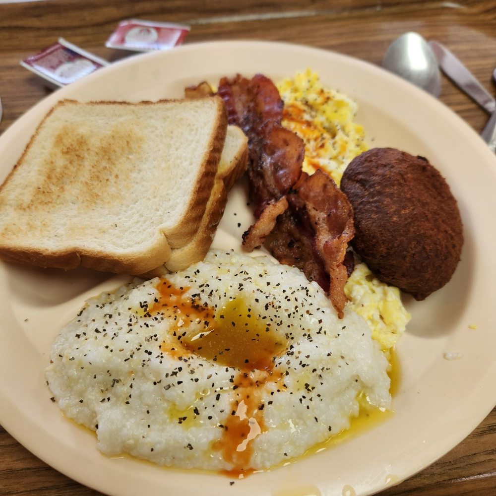 Current Cafeteria - a breakfast plate with eggs, toast, bacon and toast - Soul Food Near Me - Durham, North Carolina Current Cafeteria - a breakfast plate with eggs, toast, bacon and toast - Soul Food Near Me - Durham, North Carolina